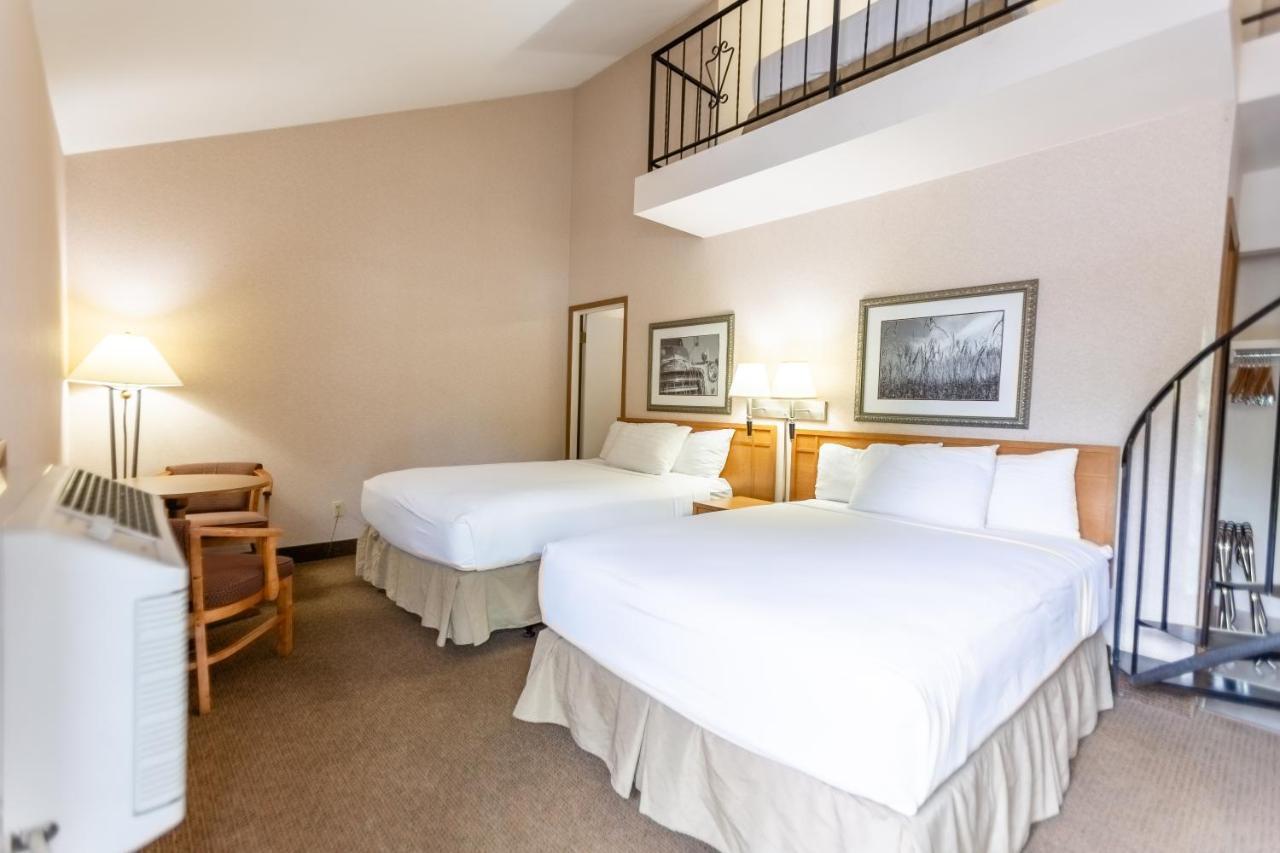 Rivertree Inn & Suites Clarkston Екстер'єр фото