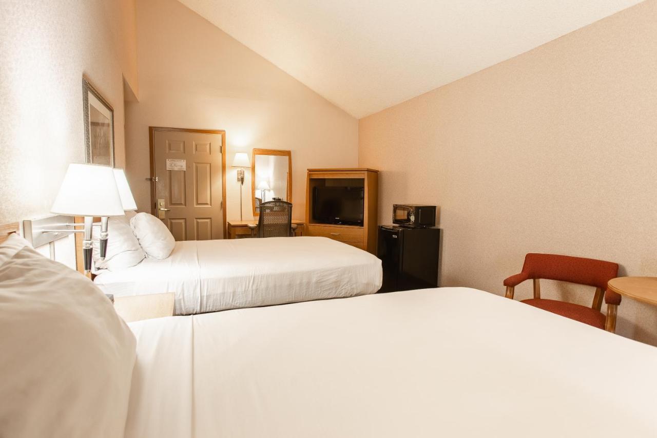 Rivertree Inn & Suites Clarkston Екстер'єр фото