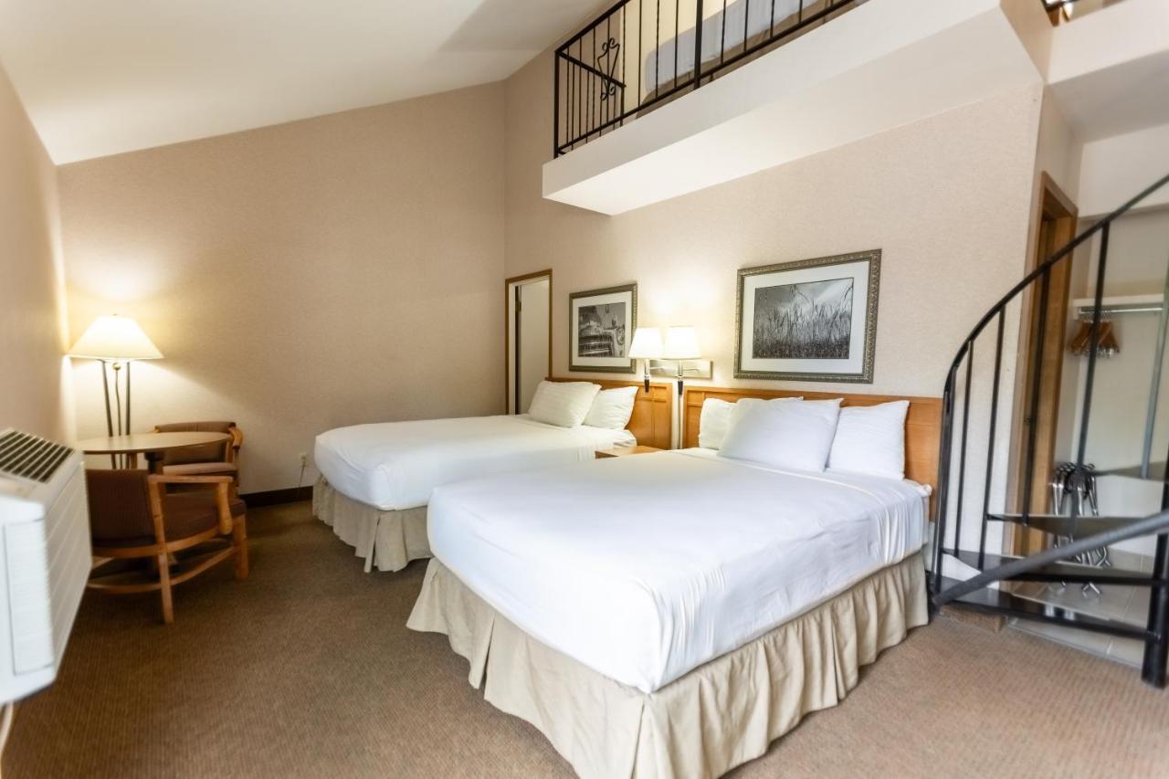 Rivertree Inn & Suites Clarkston Екстер'єр фото