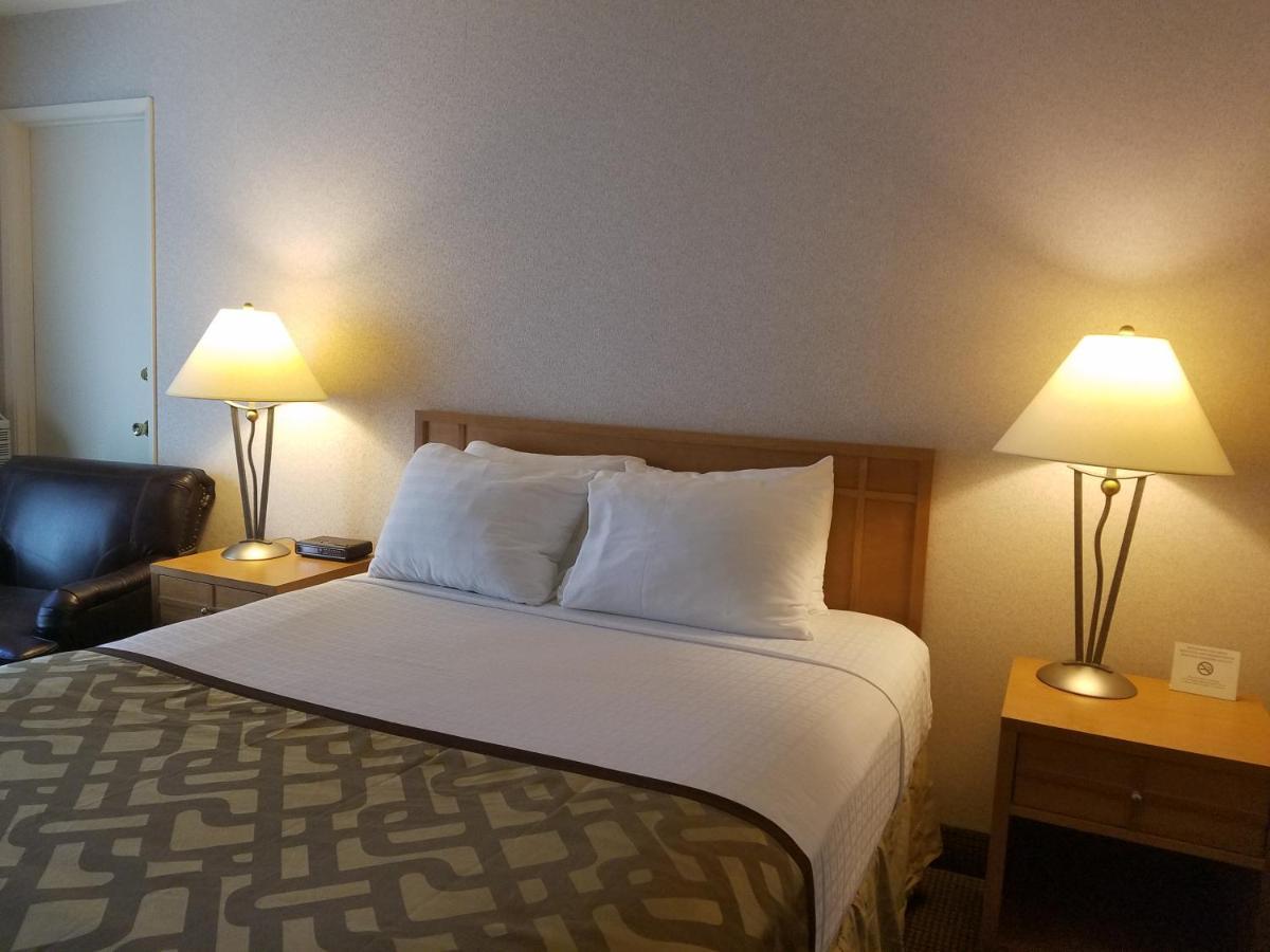 Rivertree Inn & Suites Clarkston Екстер'єр фото