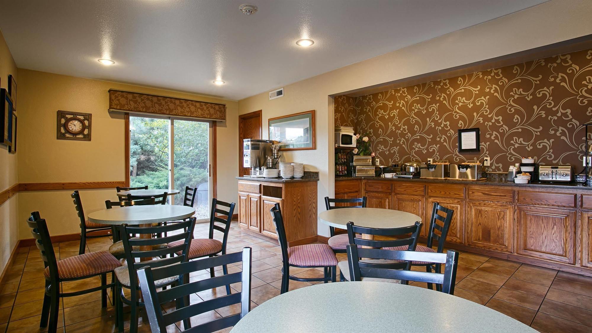 Rivertree Inn & Suites Clarkston Екстер'єр фото